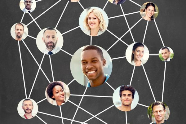 Networking Eficaz: Técnicas de Marketing Pessoal para Ampliar Sua Rede de Contatos